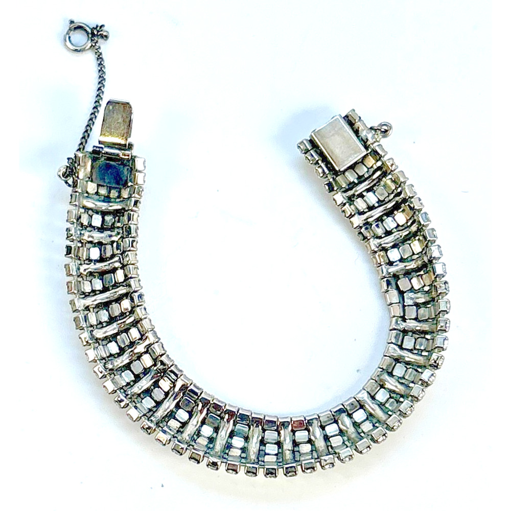 Vtg 6 Row Half Dome Rhinestone Bracelet-Prong Set Silver Tone Statement Jewelry - Picture 5 of 6